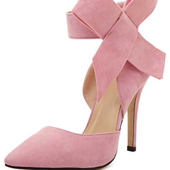 - ✨PINK SUEDE FOUR SEASONS WOMAN’S BOW HEEL NWT*✨ - Picture 4 of 8